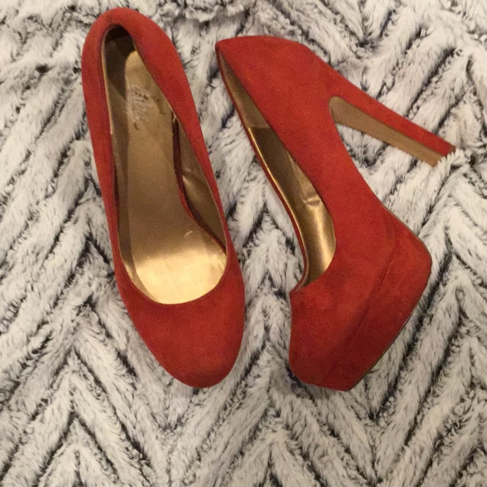 Orange Heels